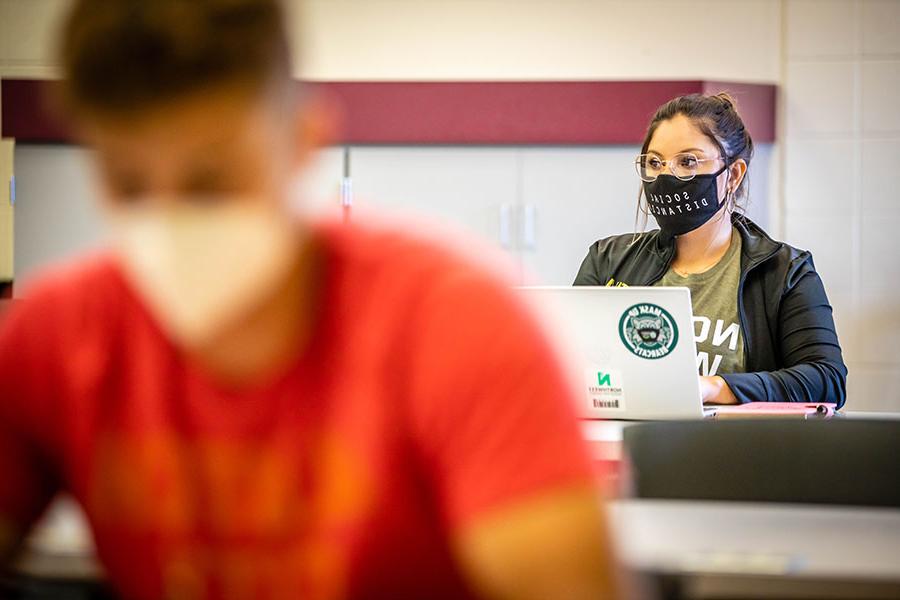 Northwest's mitigation measures throughout the p和emic have included a requirement of face coverings in classrooms. (<a href='http://salmonbayk8.getrealcuba.com'>全国网赌正规平台</a>摄) 